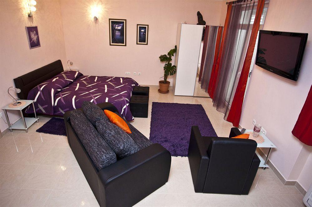 Split Apartments Peric מראה חיצוני תמונה