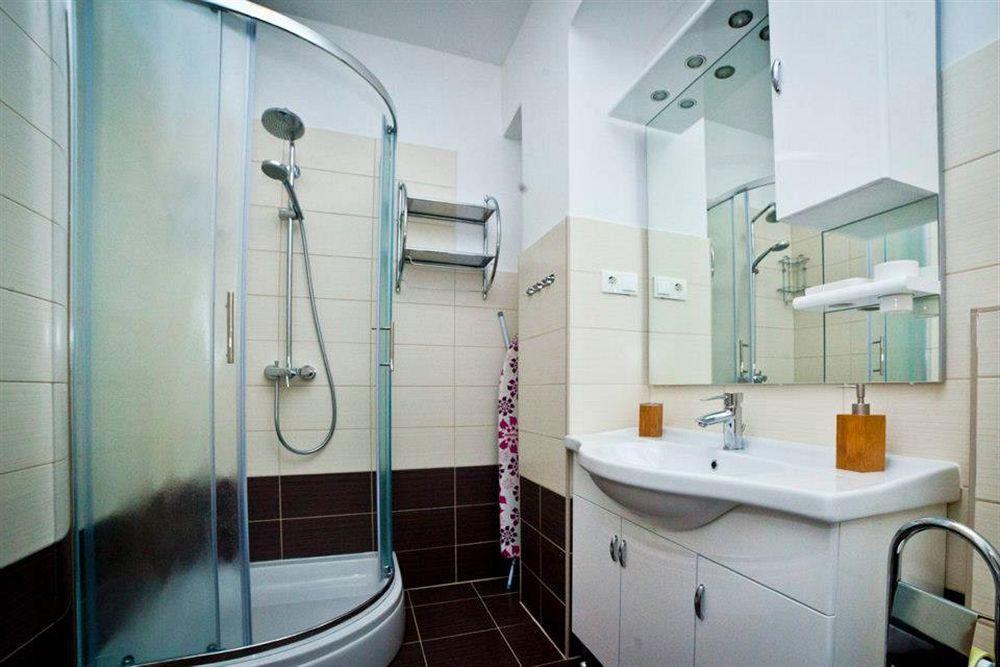 Split Apartments Peric מראה חיצוני תמונה