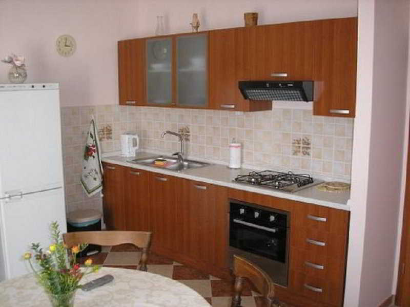Split Apartments Peric מראה חיצוני תמונה