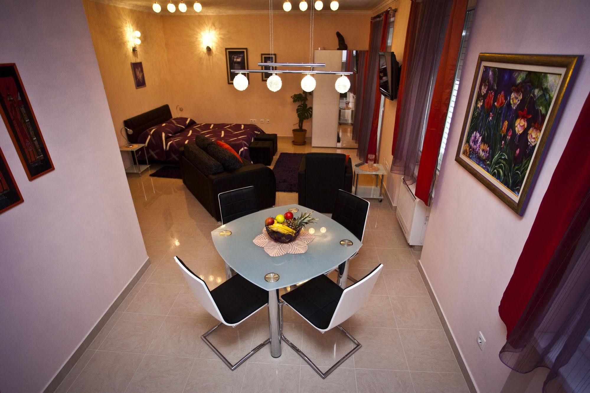 Split Apartments Peric מראה חיצוני תמונה