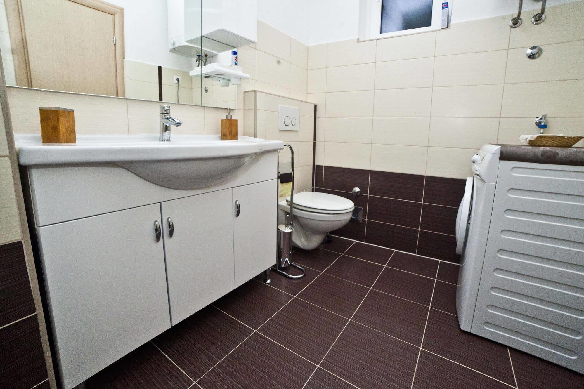 Split Apartments Peric מראה חיצוני תמונה