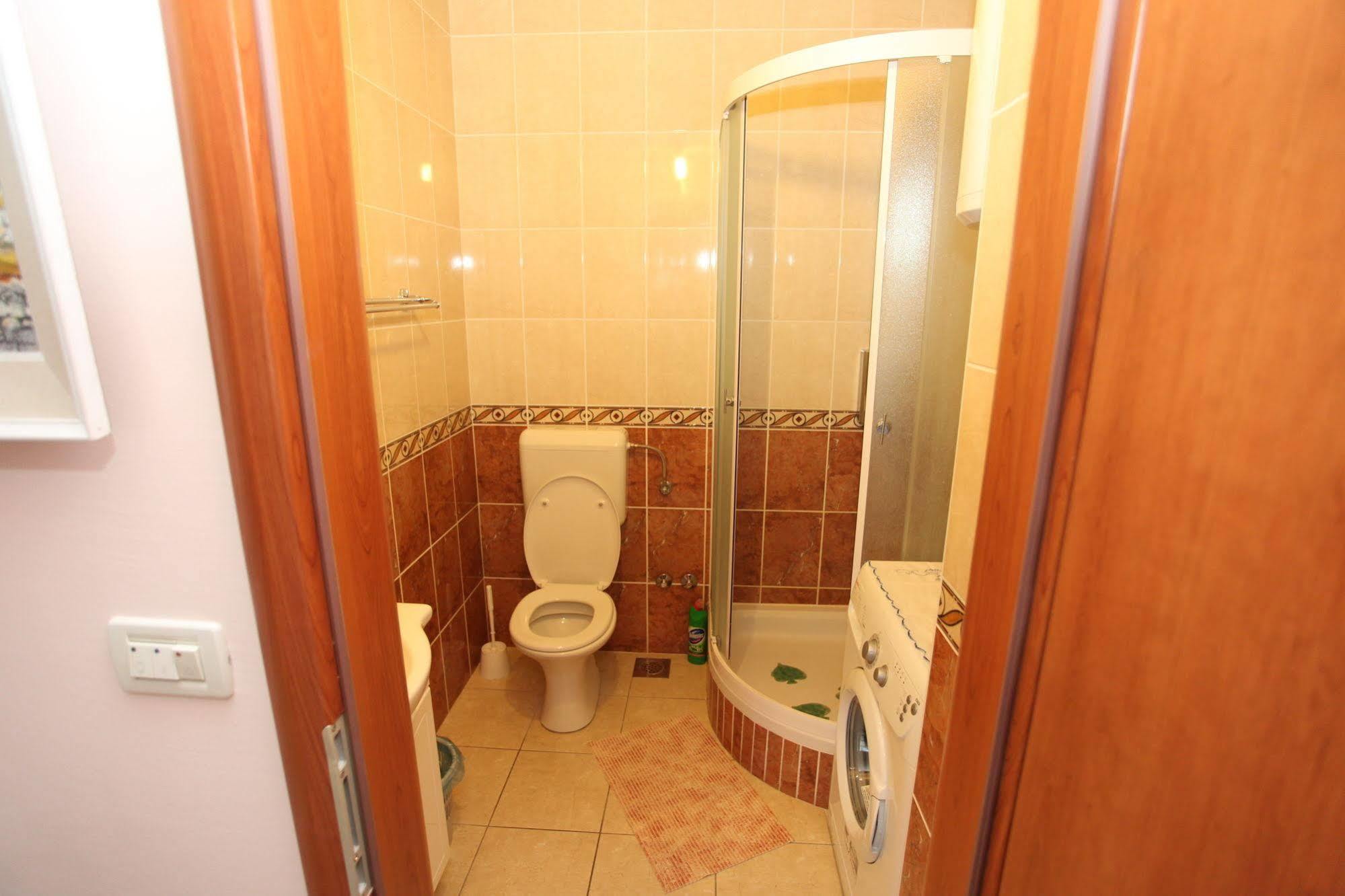Split Apartments Peric מראה חיצוני תמונה